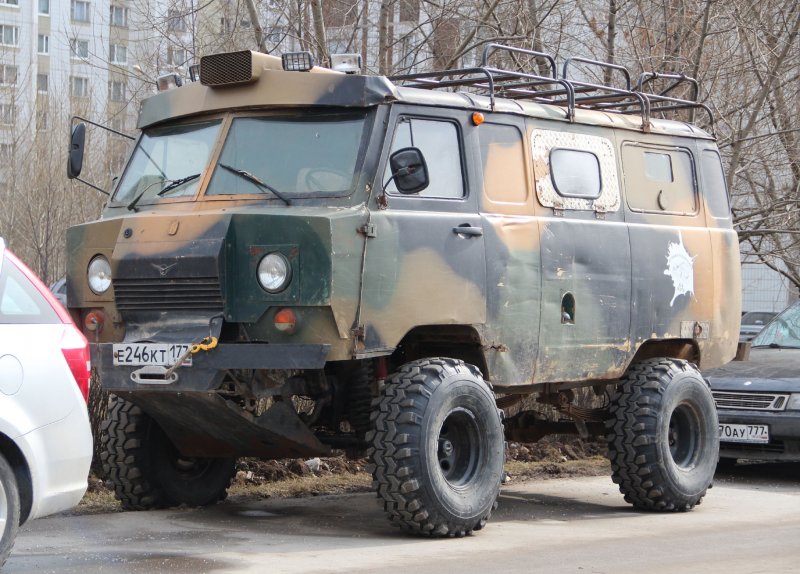 УАЗ 220