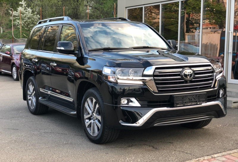 Toyota Land Cruiser 200