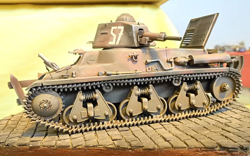 Hotchkiss h35/39 Metal tracks