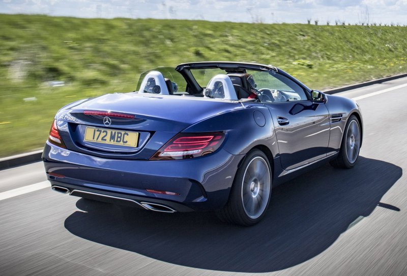 Mercedes-Benz 2016 SLC 300 AMG