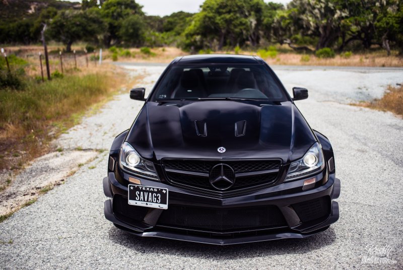 Mercedes-Benz c63 AMG Black