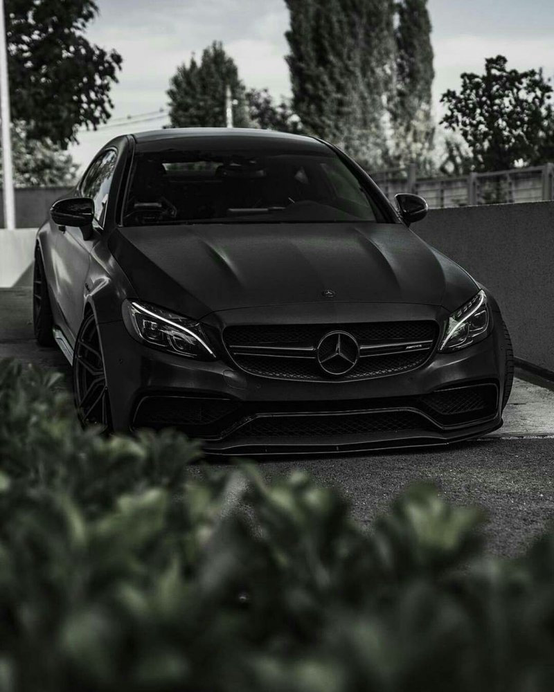 Мерседес Бенц AMG черный