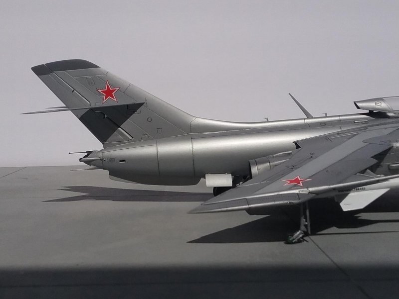 48001 1/48 Yakovlev Yak-28p "Firebar" Soviet Medium Jet Interceptor