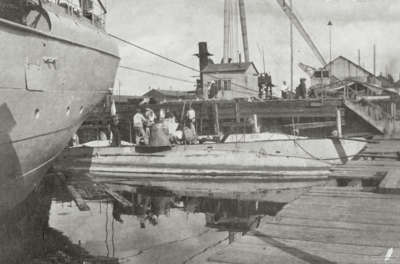 Подводная лодка сом 1904