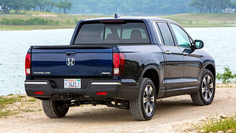 Honda пикап Ridgeline 2018