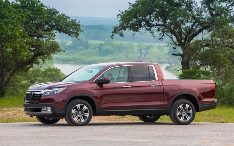 Пикап Honda Ridgeline 2020