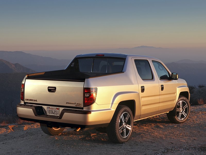 Honda Ridgeline 1 поколения
