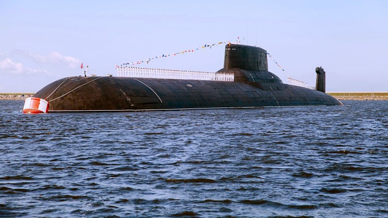 Склеивающаяся модель АПЛ 941 Тайфун