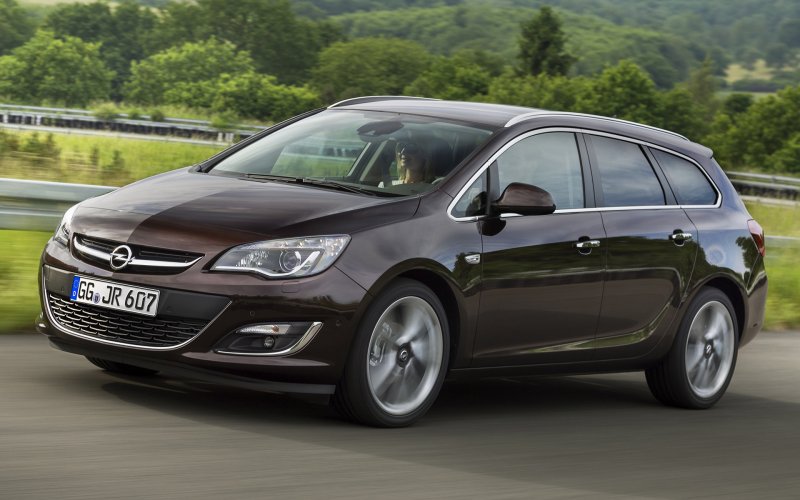 Opel Astra 2012 универсал