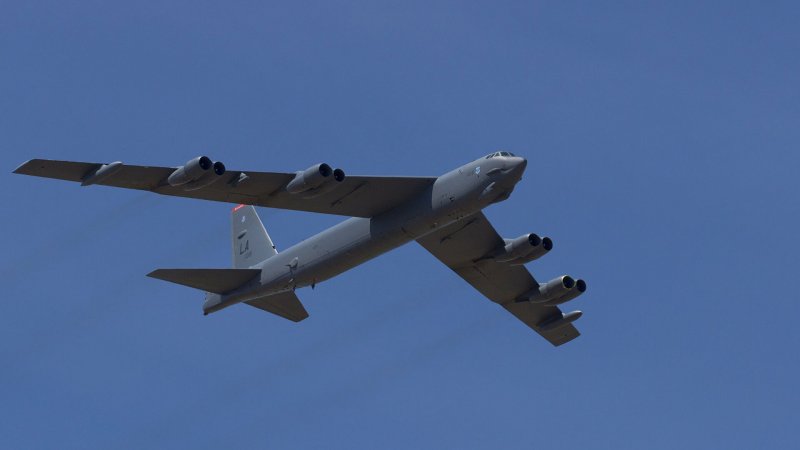 Бомбардировщик США У границ России
