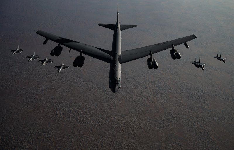 B52 истребитель