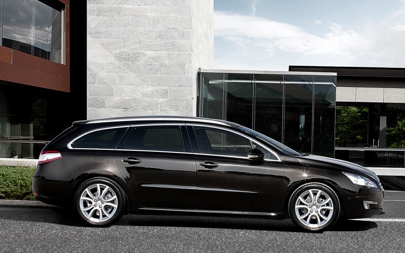 Peugeot модель: 607 универсал