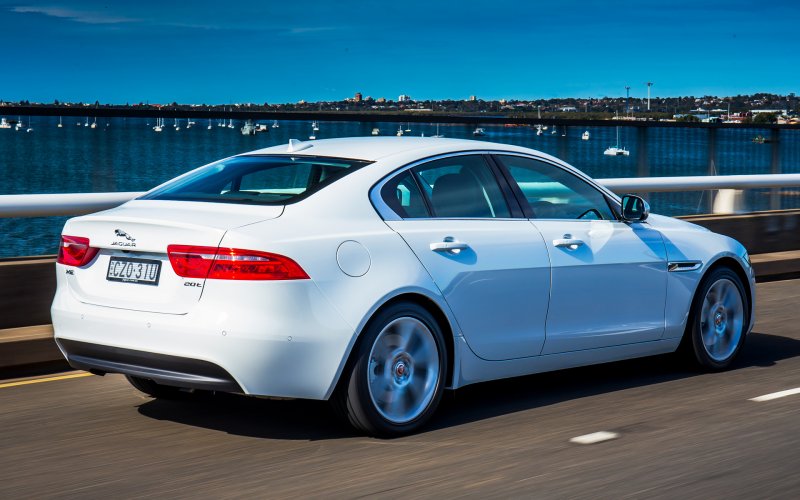 Jaguar xe 20t