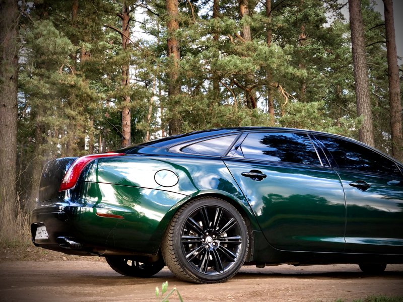 Jaguar XJ цвета