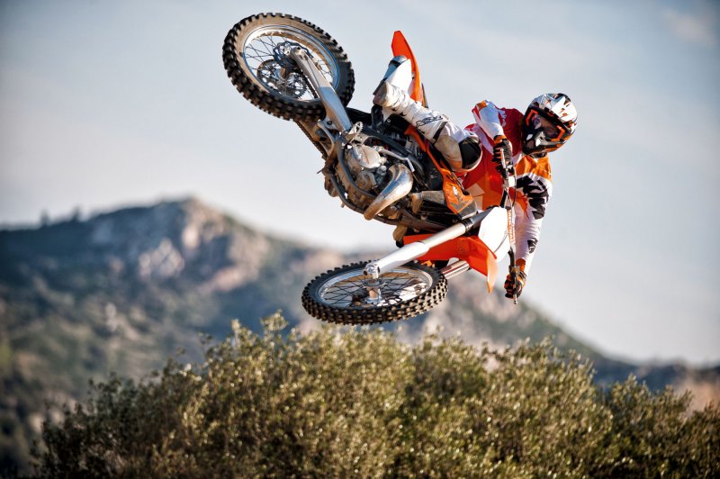 KTM SX 125 прыжки