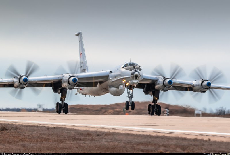 Ту-142 фото высокого разрешения