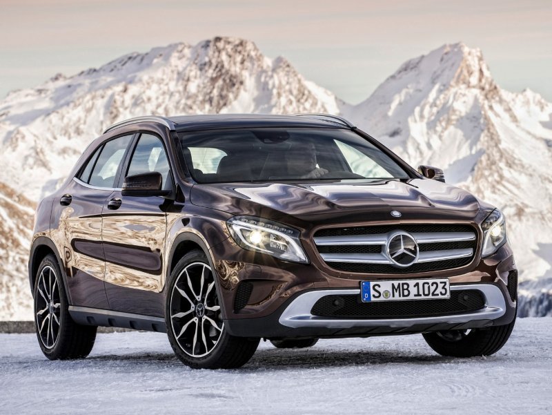Мерседес кроссовер GLA