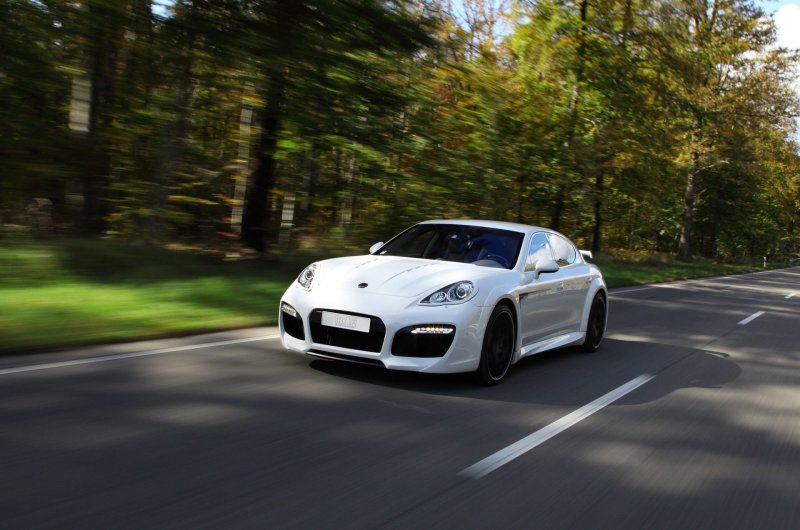 Porsche Panamera 2020 обои