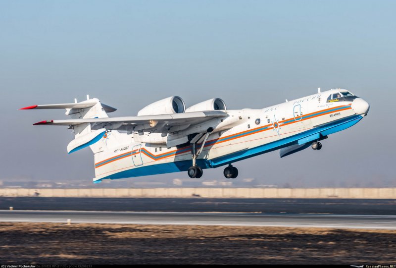 Самолета-амфибии бе-200 Альтаир
