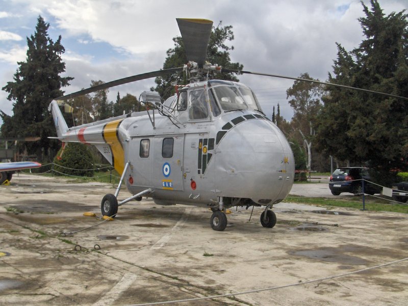 Sikorsky h-19