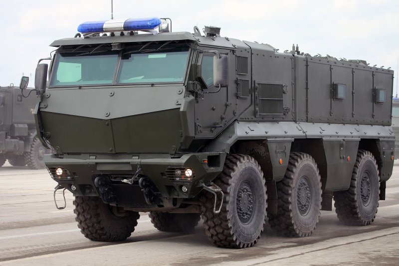 КАМАЗ-63968 Тайфун-к с боевым модулем