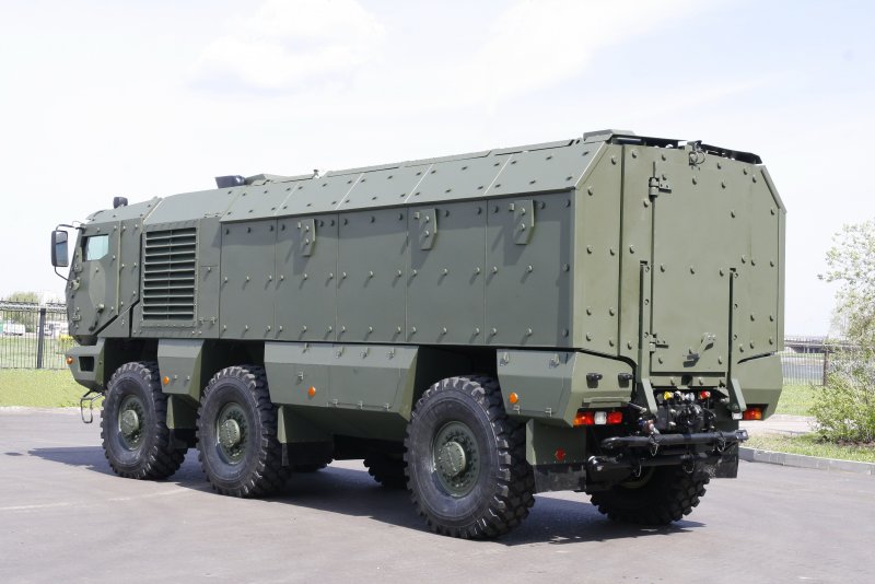 Броневик КАМАЗ 63968