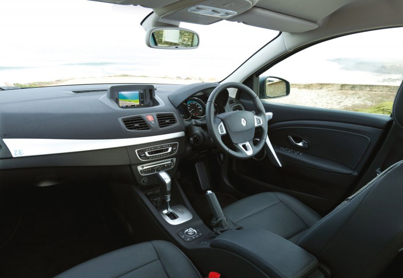 Renault Fluence ze салон