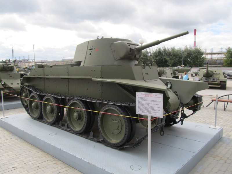 BT-7m танк