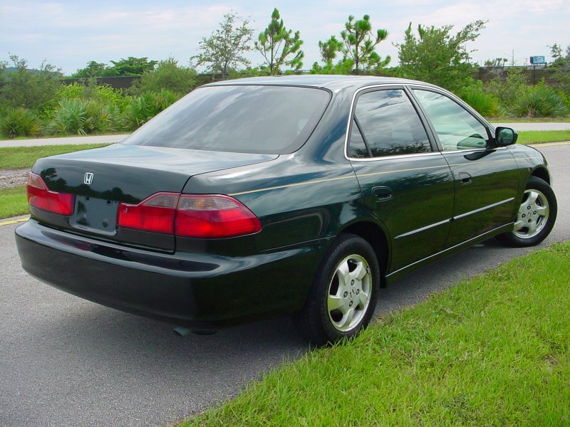 Honda Accord купе 1999