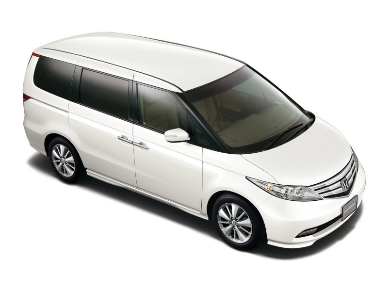 Honda Elysion 2013