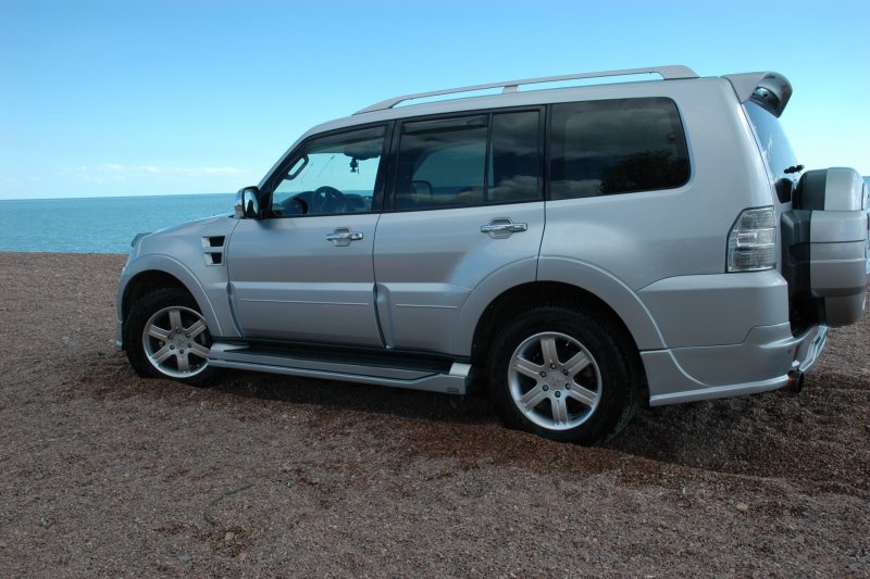 Mitsubishi Pajero обвес