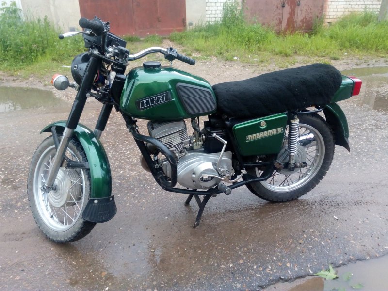 Мотоцикл живопись