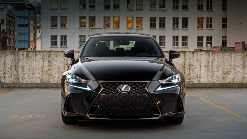 Lexus is 250 2021