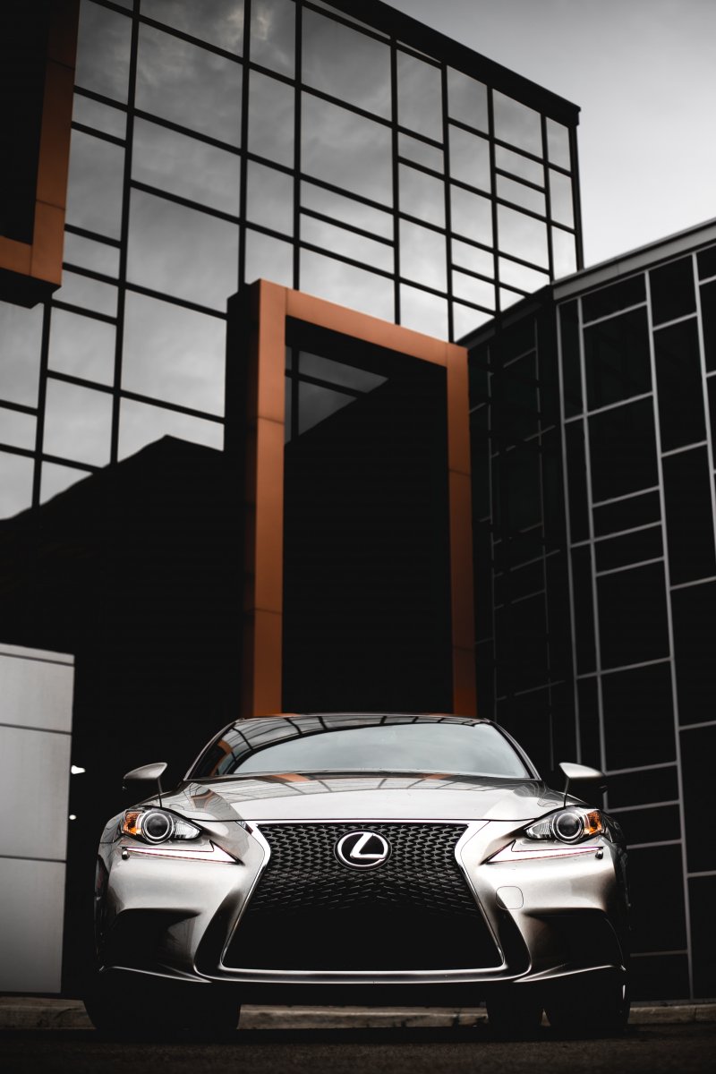 Lexus заставка