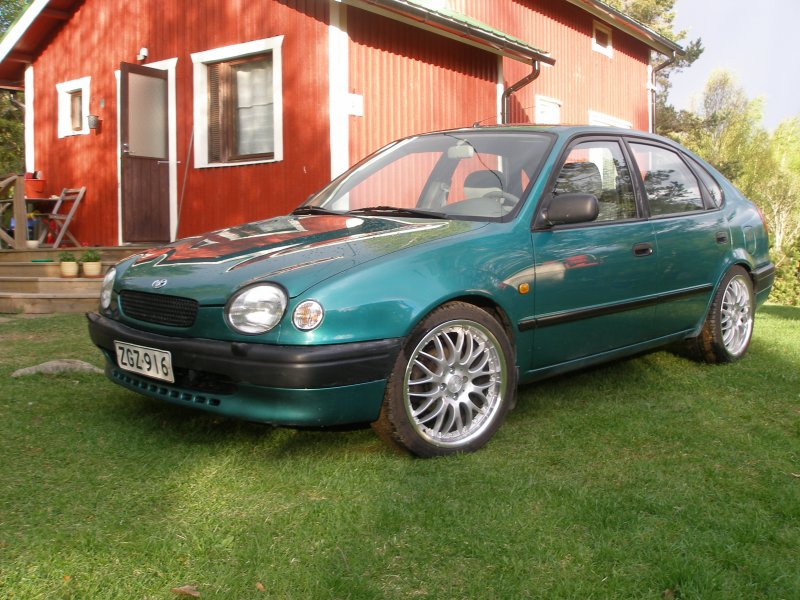 Toyota Corolla e110 1996