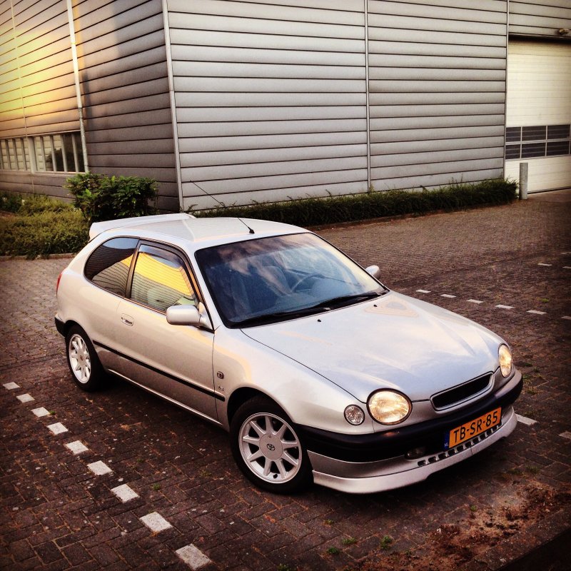 Toyota Corolla e110