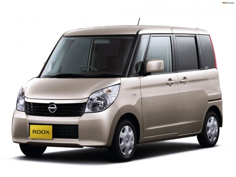 Nissan Roox 2010