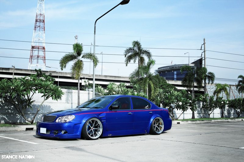 Nissan maxima a33 stance