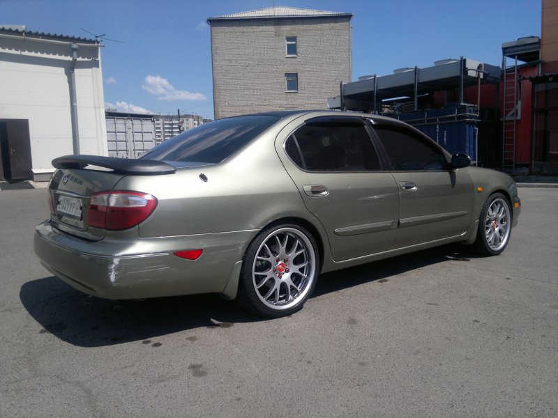 Nissan Cefiro a33 r17