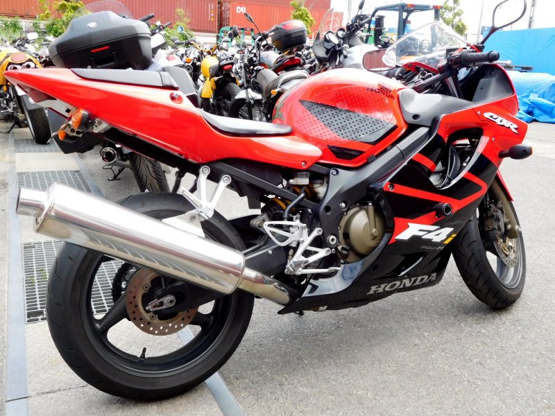 Honda CBR f4i