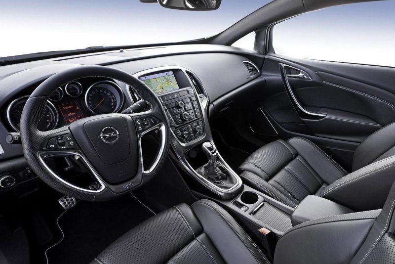 Opel Astra 2014 салон
