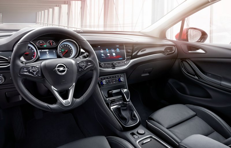 Opel Astra 2017 салон