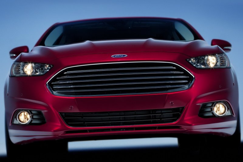 Ford Fusion Front