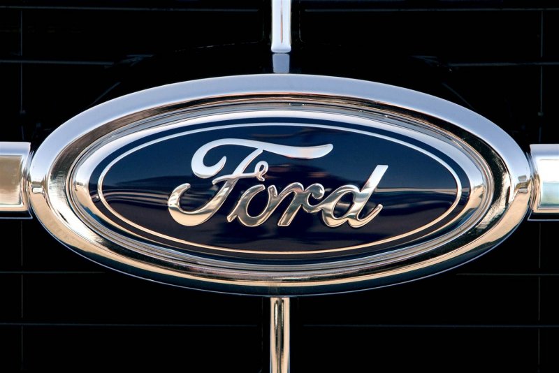 Ford Motor Company логотип