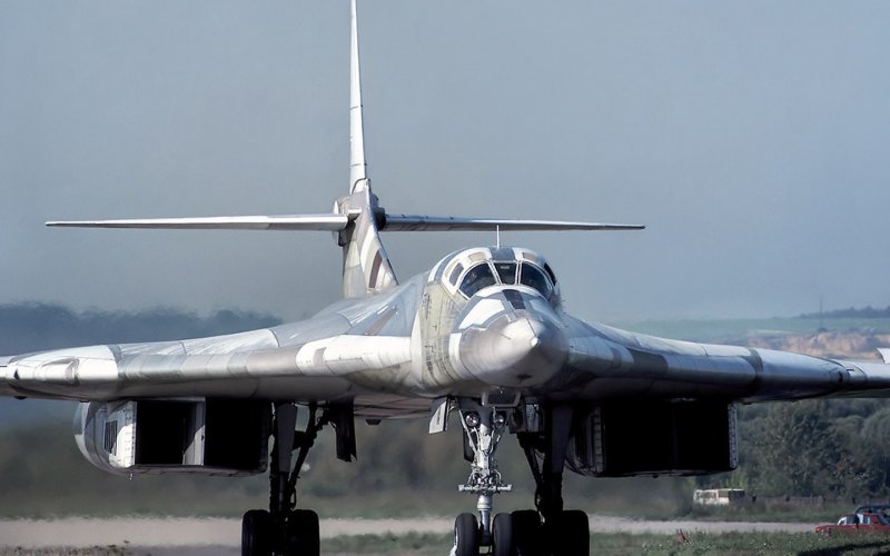 Самолёт бомбардировщик ту 160
