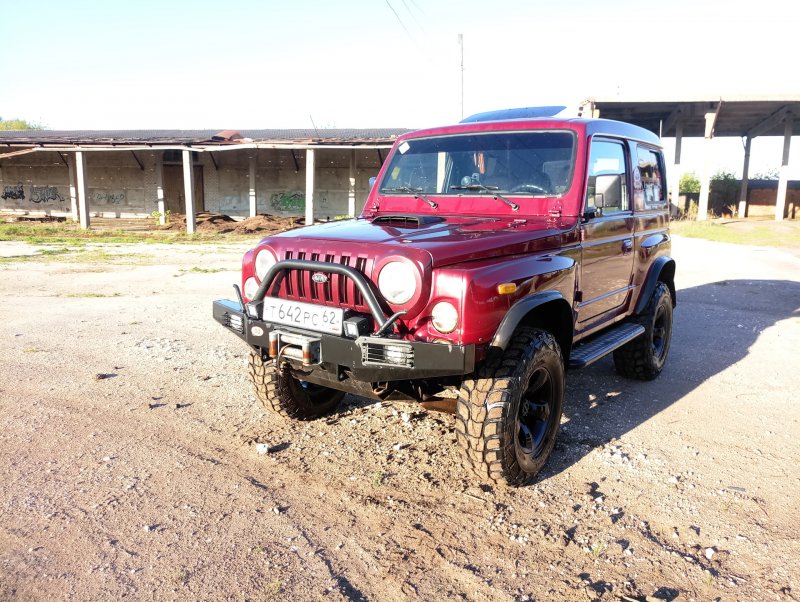 Jeep — Kia Retona