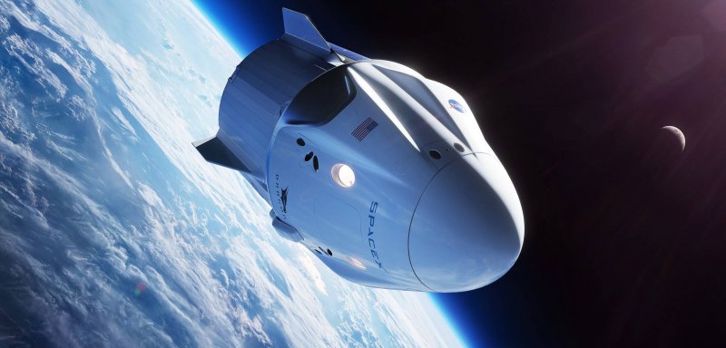 Космический корабль SPACEX Crew Dragon