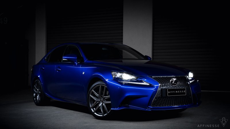 Лексус is 250 f Sport синий