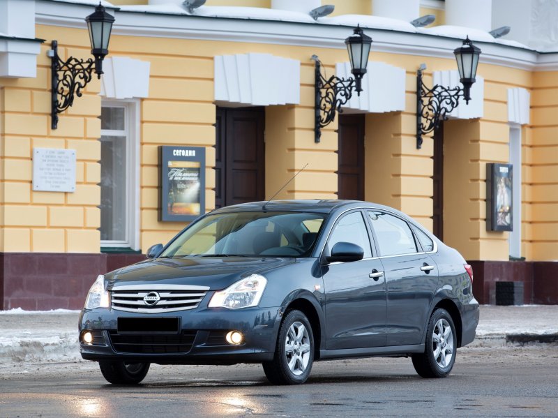 Nissan Almera