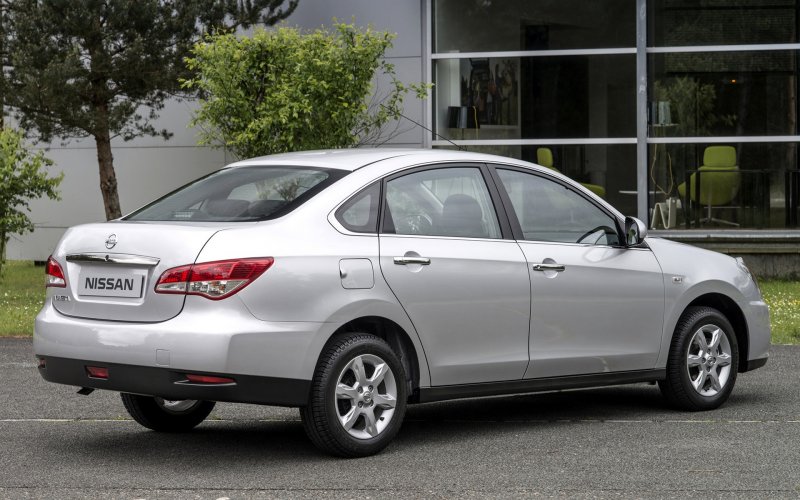 Nissan Almera g11